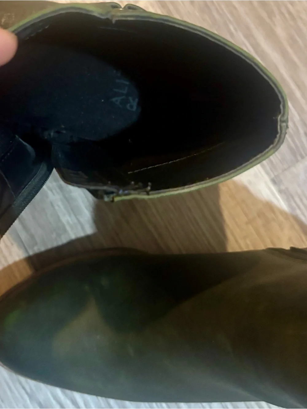 Naturalizers Women’s Forest Green Ankle Boots - Classic Block Heel